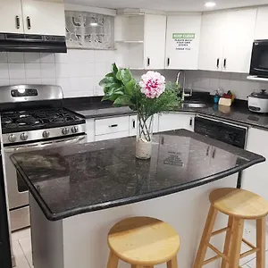Tidy Private With Full Kitchen Guest house