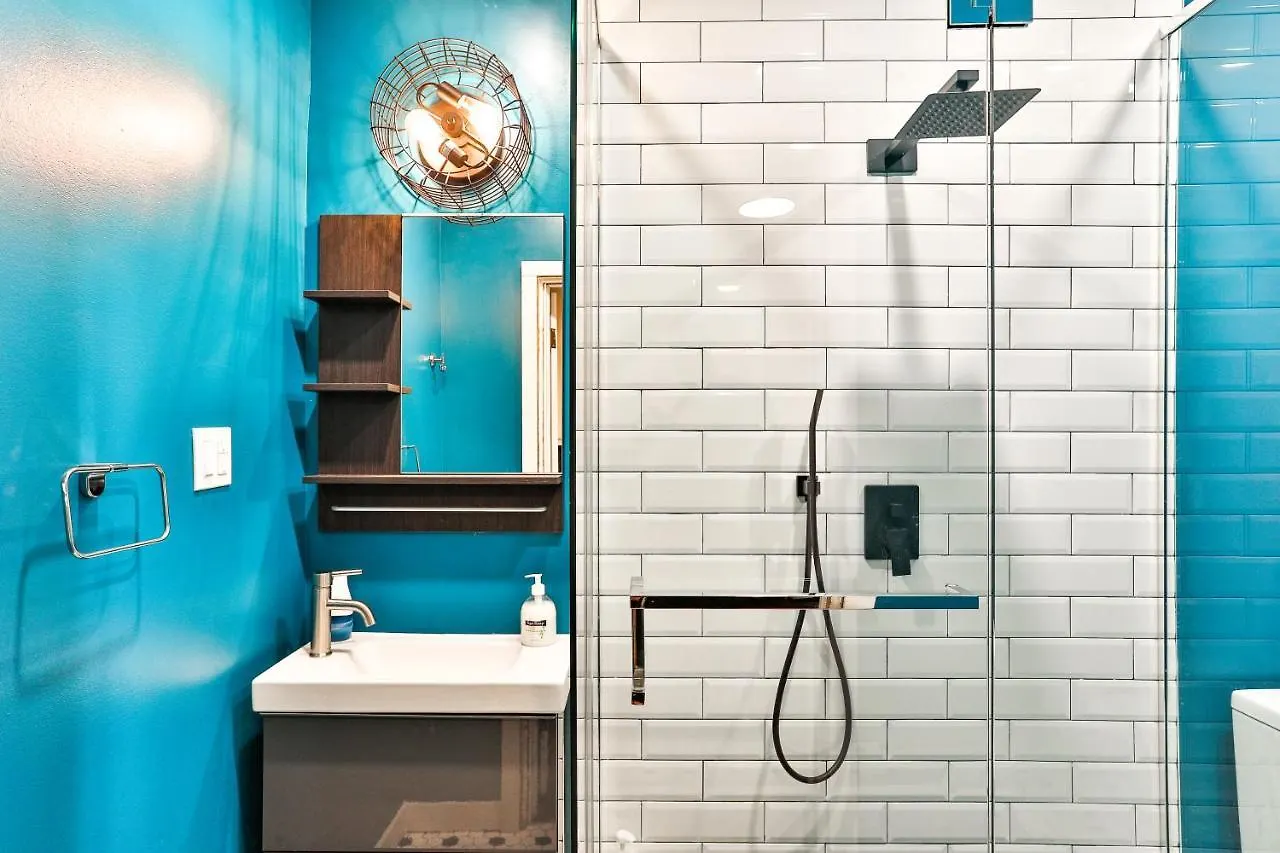 Time Capsule - Value Inn Toronto